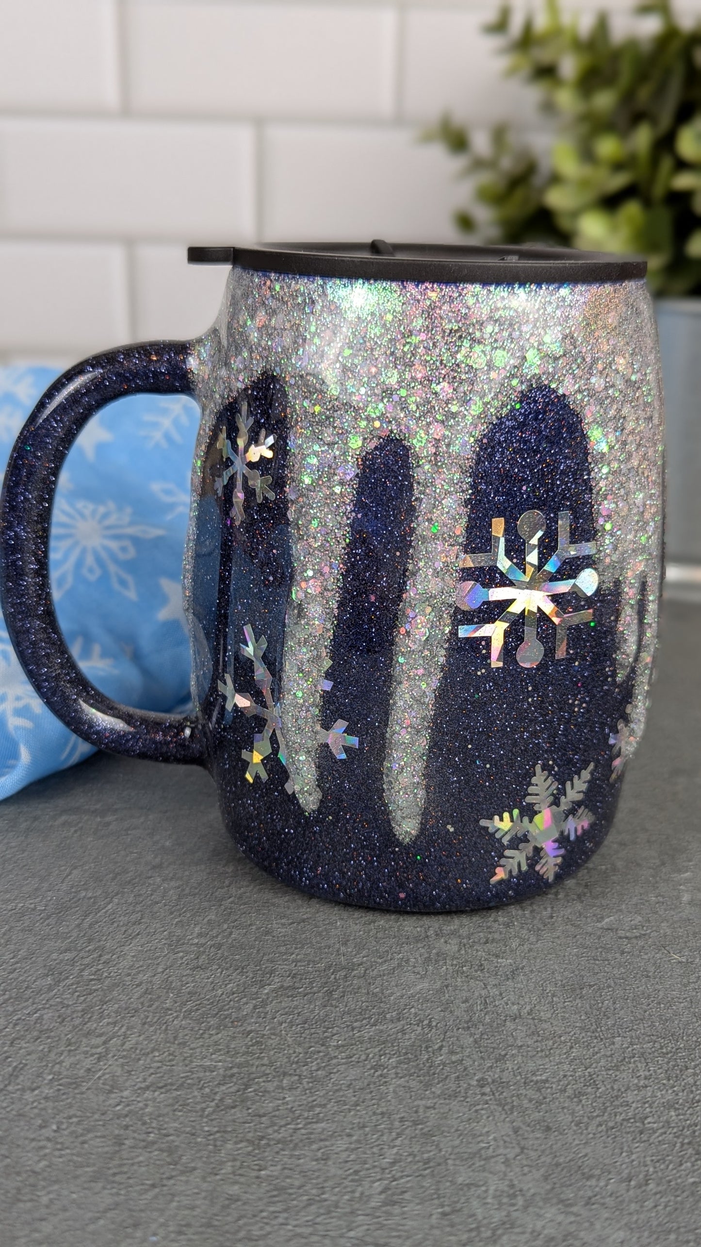 Blue Snowflake Drip 14oz mug