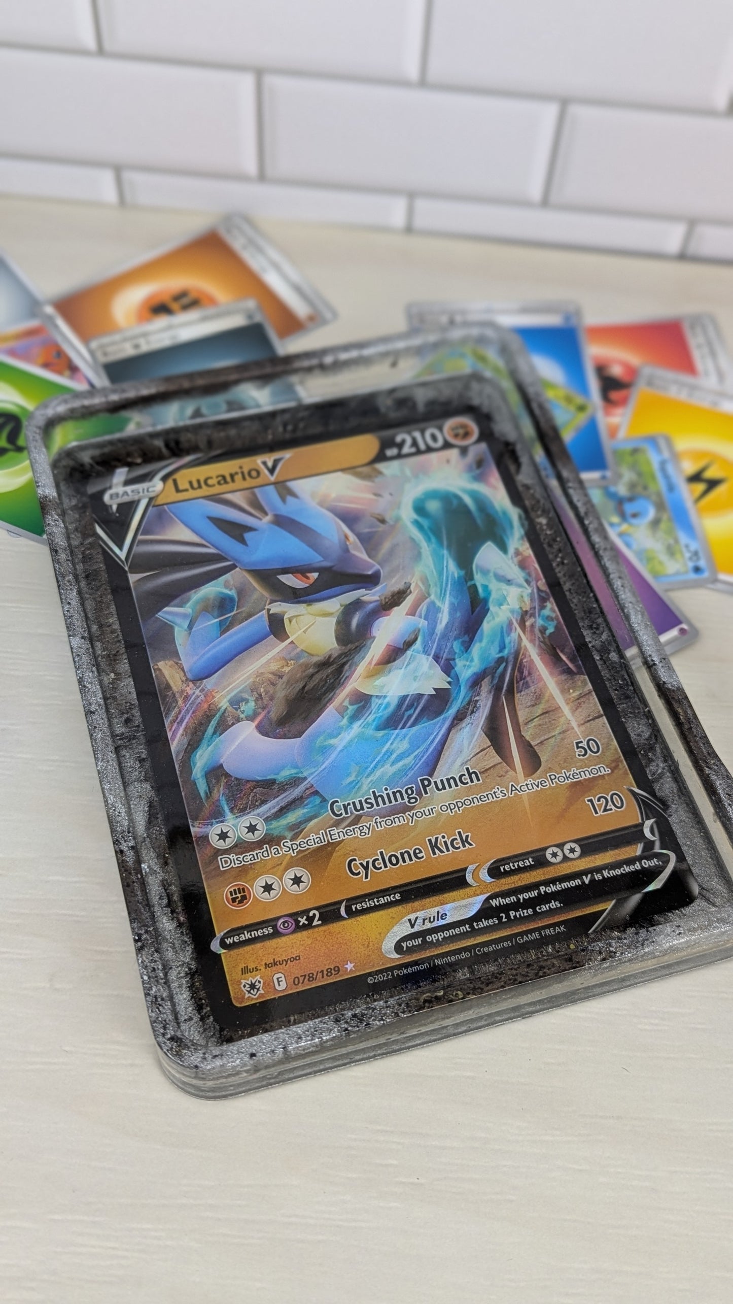 Lucario V Jumbo Resin Card Tray
