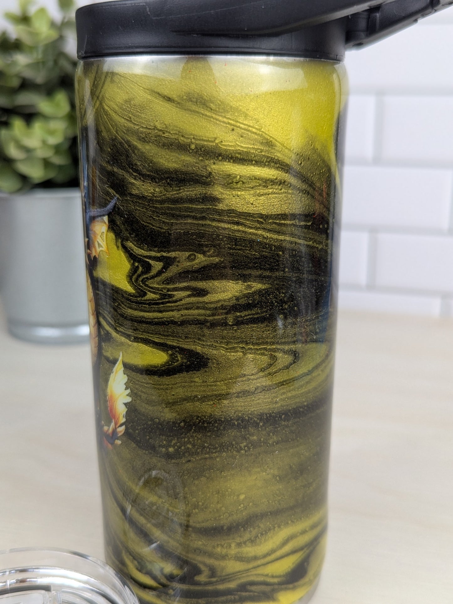 Black & Gold Swirl Dragon 15 oz Duo Lid Tumbler