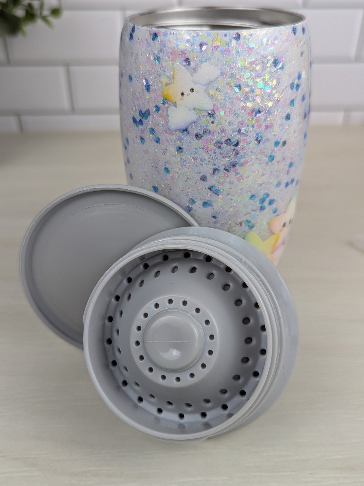 Twinkly Star White Glitter 12 oz All Around Sippy Cup