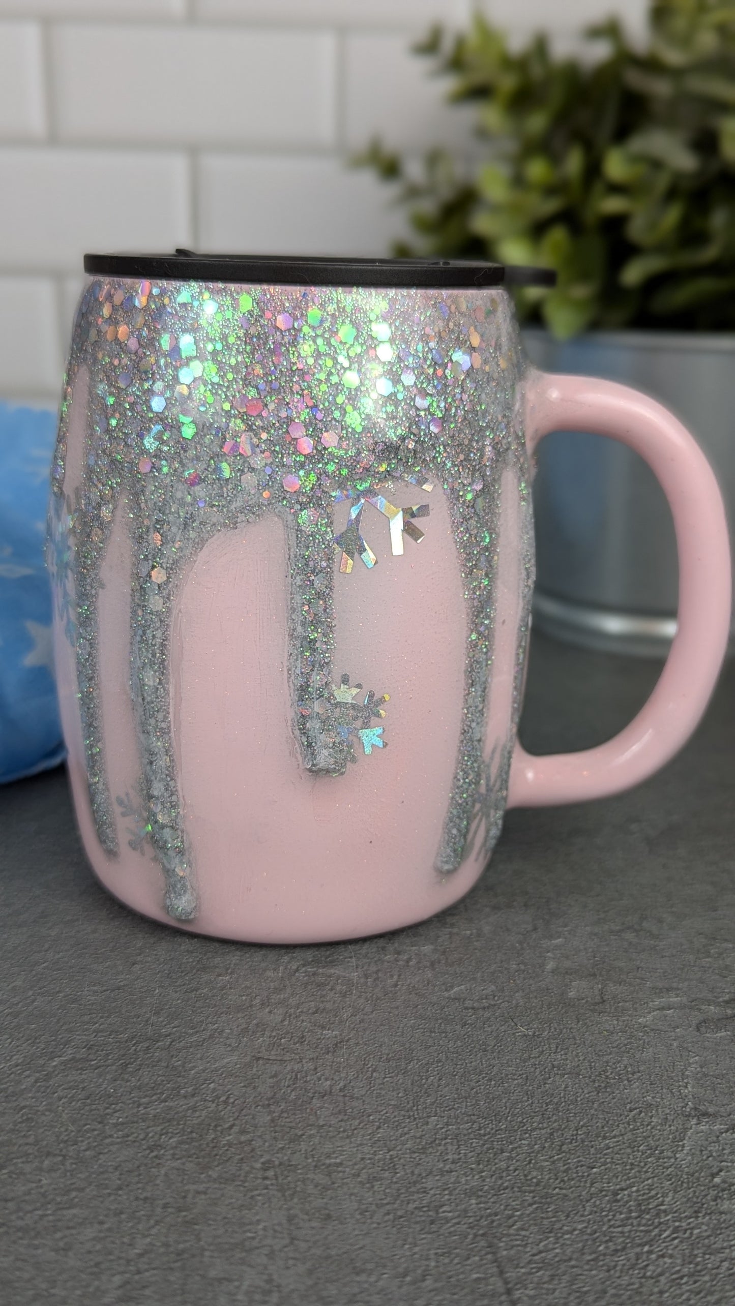 Pink Snowflake Drip 14oz mug